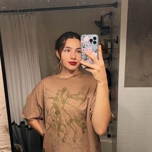 Meet your Posher, Olivia